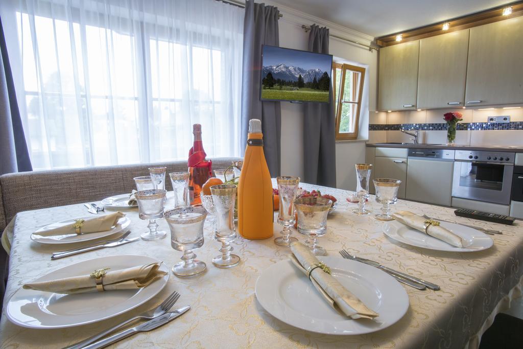 Golden Gapa Central Apartment 4 Γκάρμις-Παρτενκίρχεν Δωμάτιο φωτογραφία